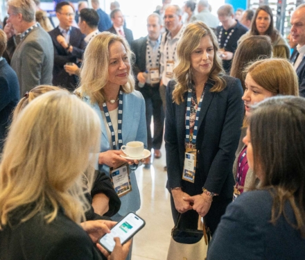 Stand out from your competitors and demonstrate your leadership by sharing your knowledge and expertise